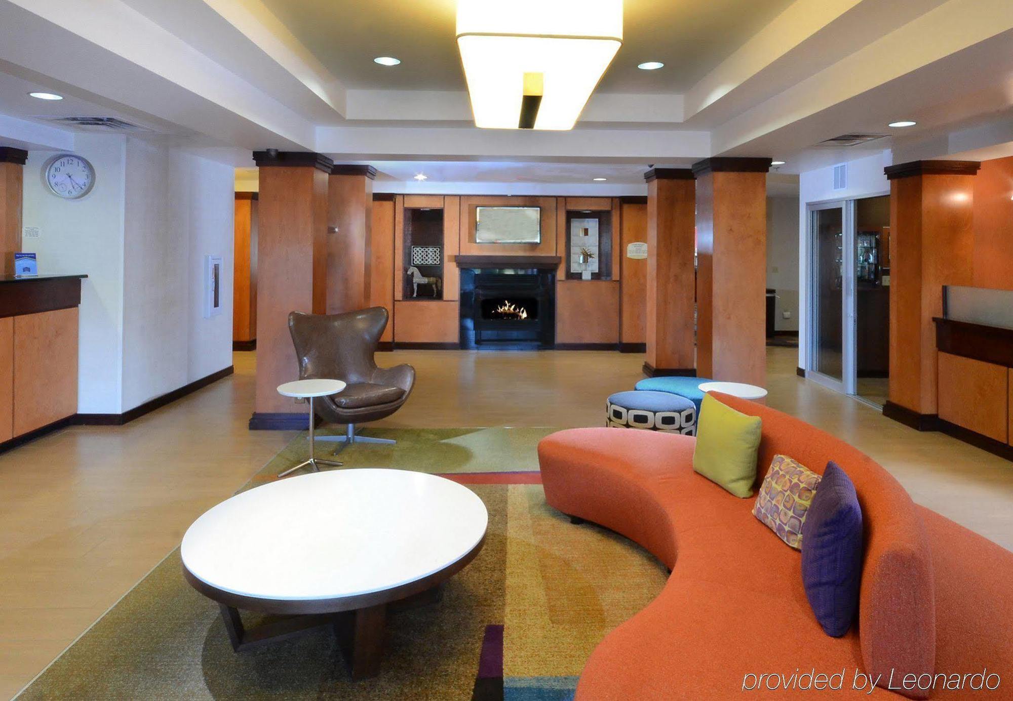 Fairfield Inn & Suites By Marriott Roanoke Hollins/I-81 Экстерьер фото